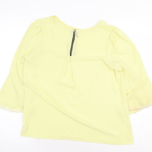 Preworn Womens Yellow Polyester Basic Blouse Size M Round Neck
