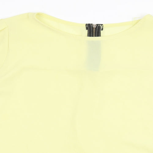 Preworn Womens Yellow Polyester Basic Blouse Size M Round Neck