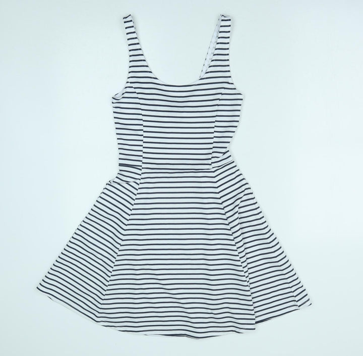 H&M Womens White Striped Polyester Skater Dress Size 6 Scoop Neck Pullover