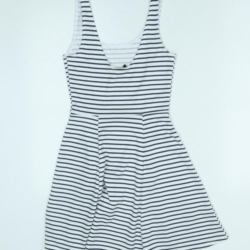 H&M Womens White Striped Polyester Skater Dress Size 6 Scoop Neck Pullover