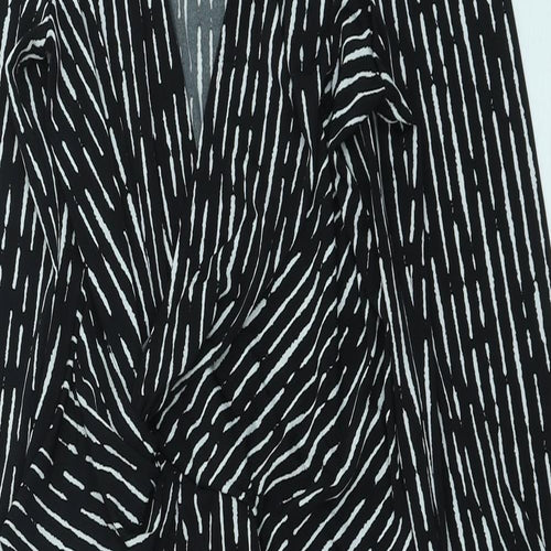 Nutmeg Womens Black Geometric Polyester A-Line Size 10 V-Neck Pullover