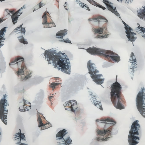 Preworn Womens White Geometric Polyester Basic Blouse Size 10 Boat Neck - Feather Print