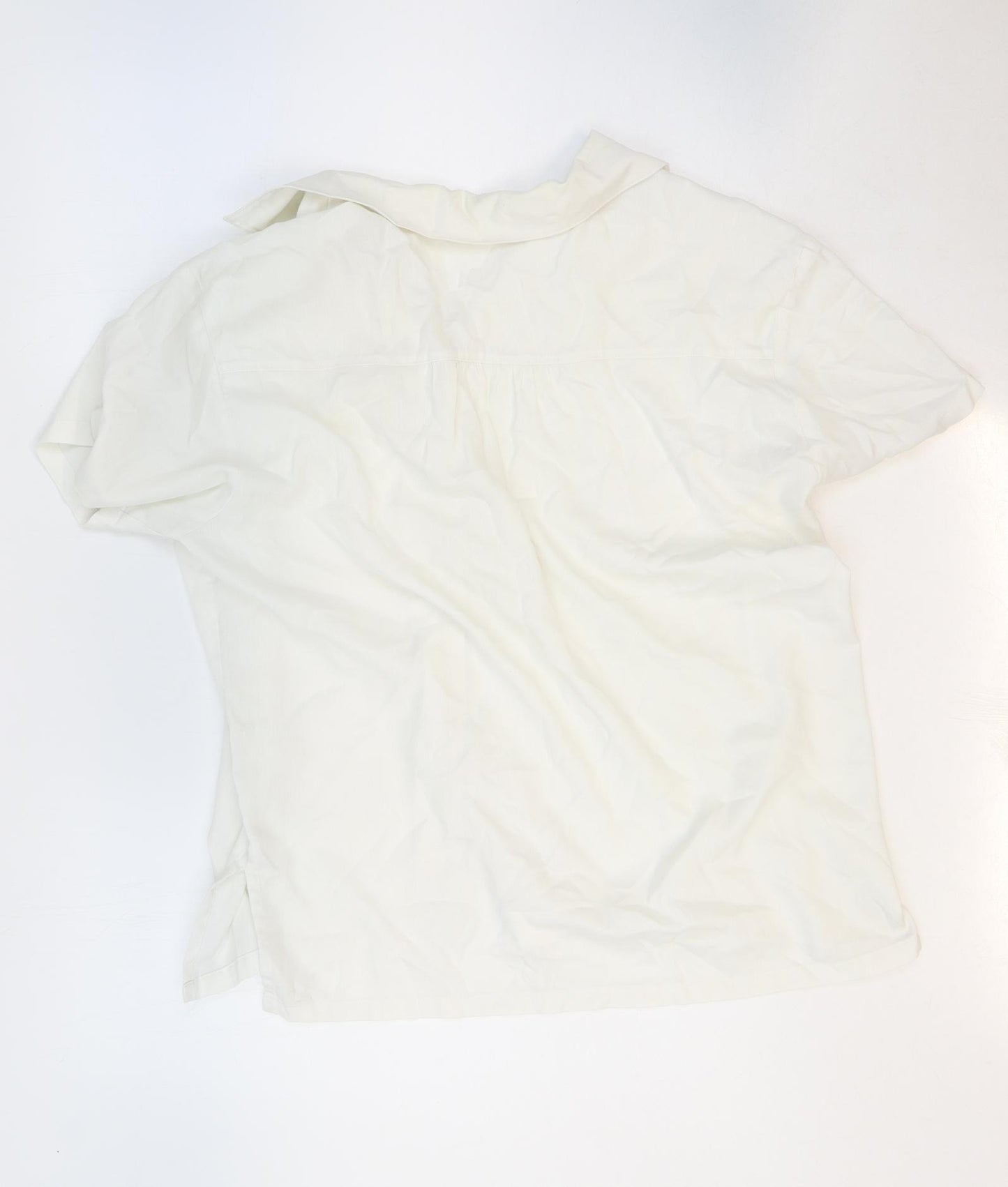 Preworn Womens White Polyester Basic Button-Up Size 12 Collared