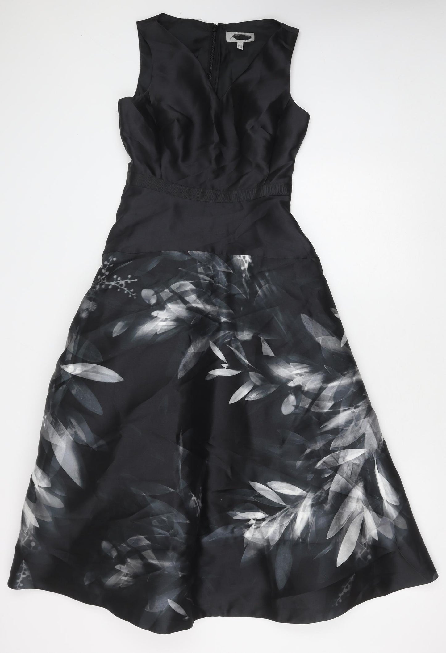 Preworn Womens Black Floral Polyester Ball Gown Size 8 V-Neck Zip