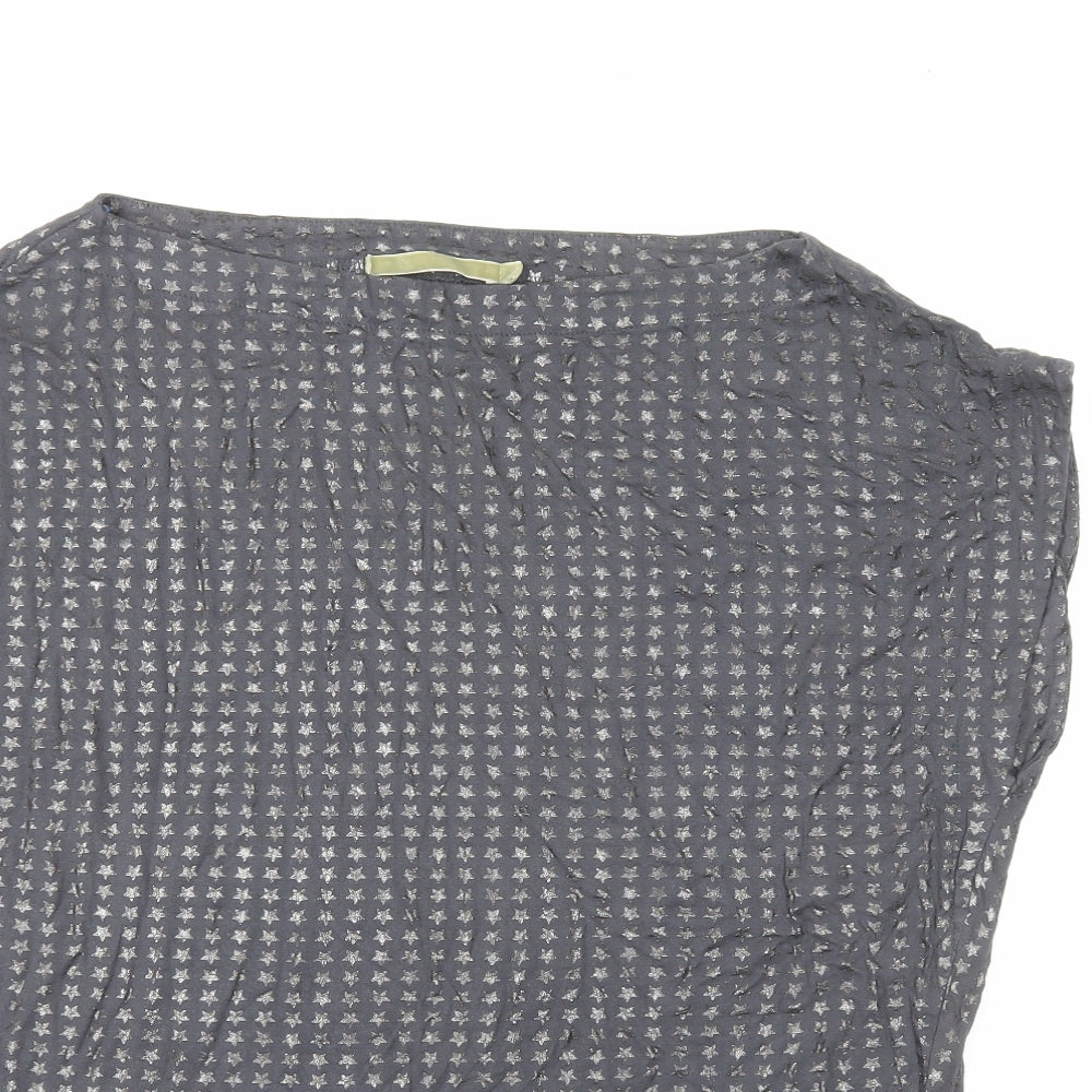 Preworn Womens Grey Geometric Viscose Basic T-Shirt Size 14 Boat Neck - Star