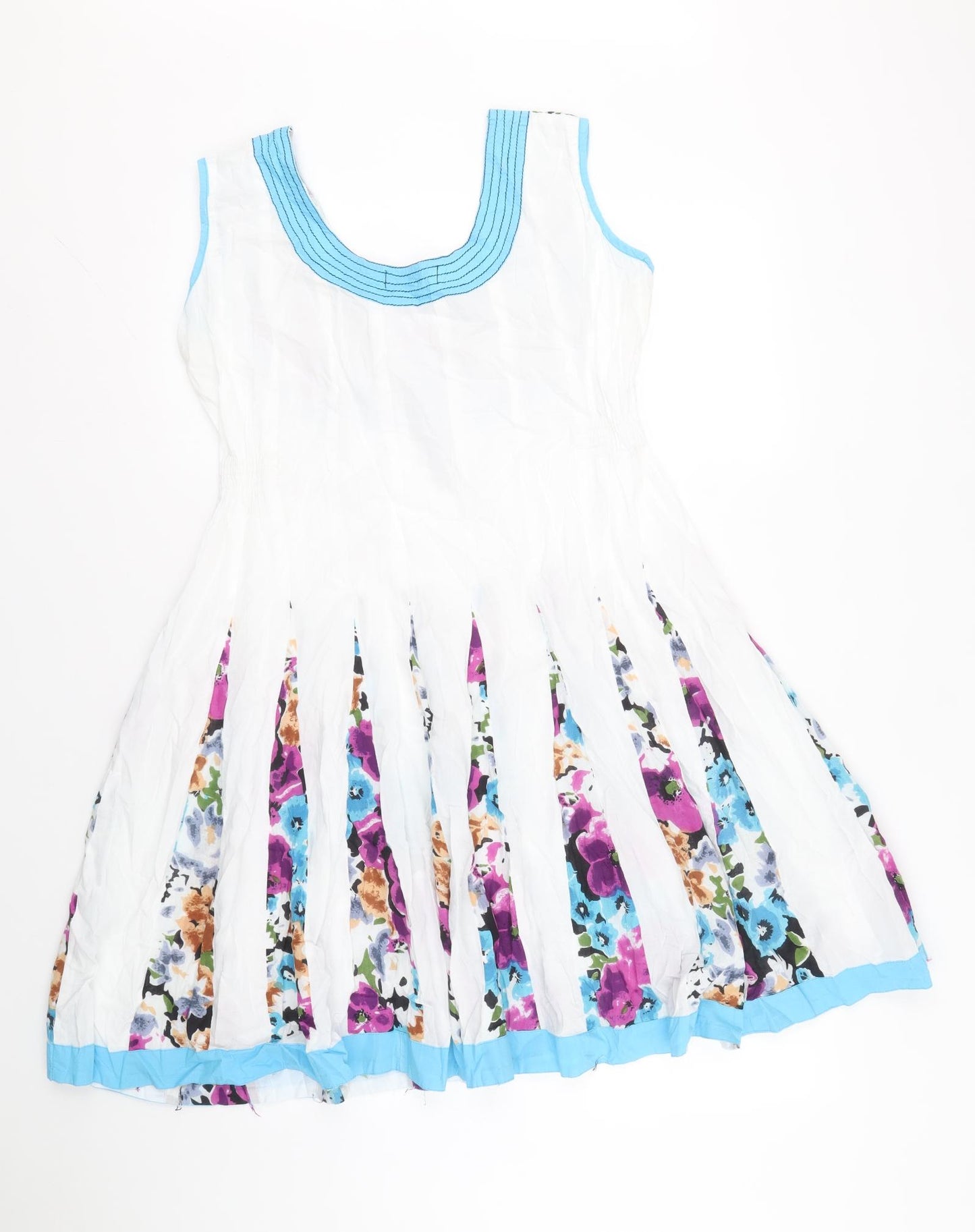 Passion Womens White Floral Polyester Skater Dress Size L Scoop Neck Pullover
