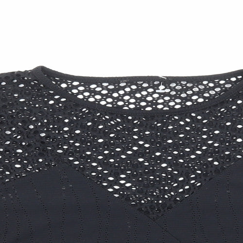 Preworn Womens Black Viscose Cropped Blouse Size 8 Round Neck