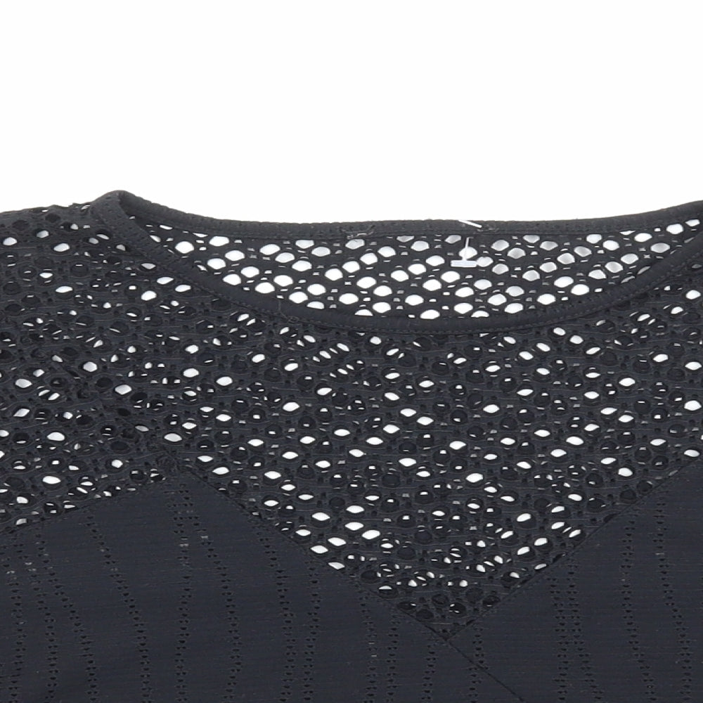 Preworn Womens Black Viscose Cropped Blouse Size 8 Round Neck