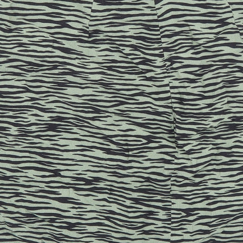 Pull&Bear Womens Green Animal Print Polyester Mini Skirt Size S Zip - Tiger Pattern