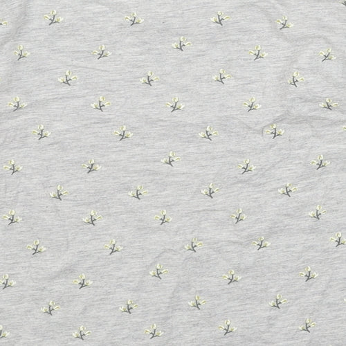Primark Girls Grey Geometric Cotton Basic T-Shirt Size 7-8 Years Round Neck Pullover - Believe Everyday