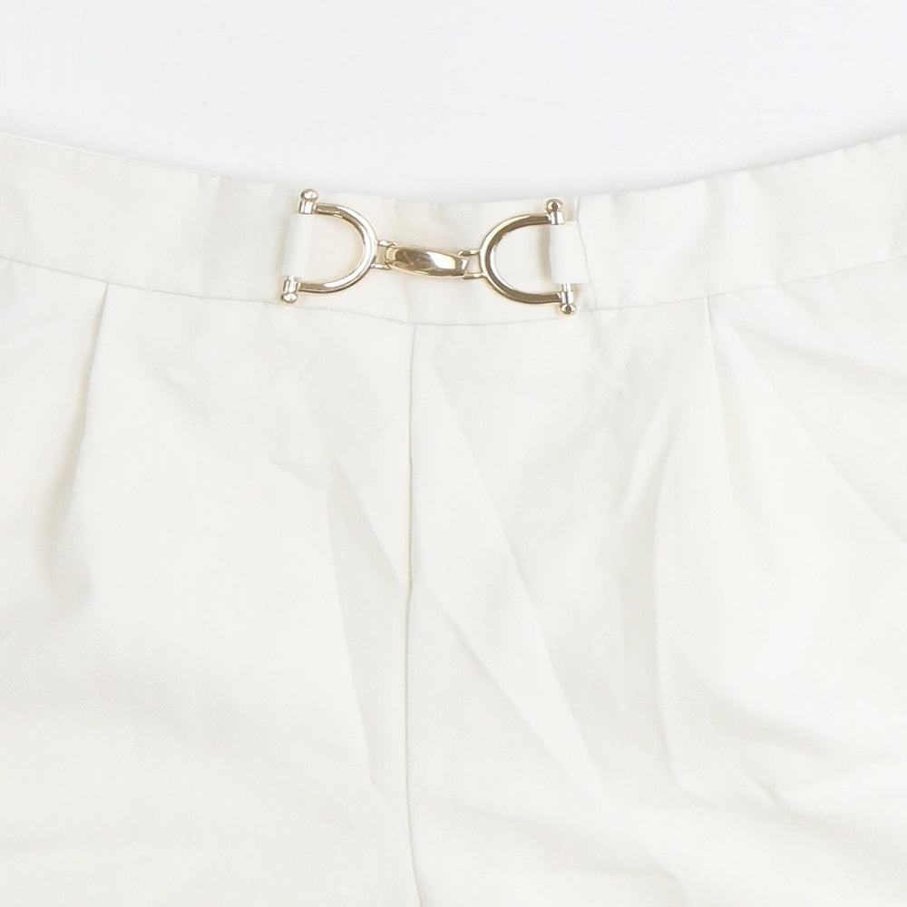 Cameo Rose Womens White Polyester Chino Shorts Size 12 Regular Zip