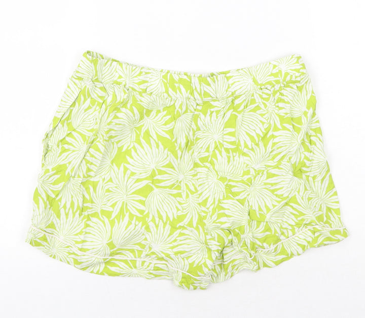 Uniqlo Womens Green Floral Viscose Bermuda Shorts Size M Regular Pull On