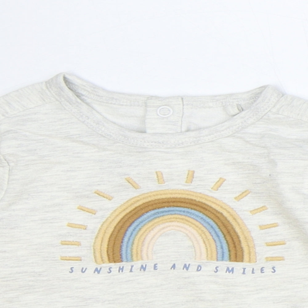 TU Baby Grey Cotton Basic T-Shirt Size 6-9 Months Round Neck Snap - Rainbow