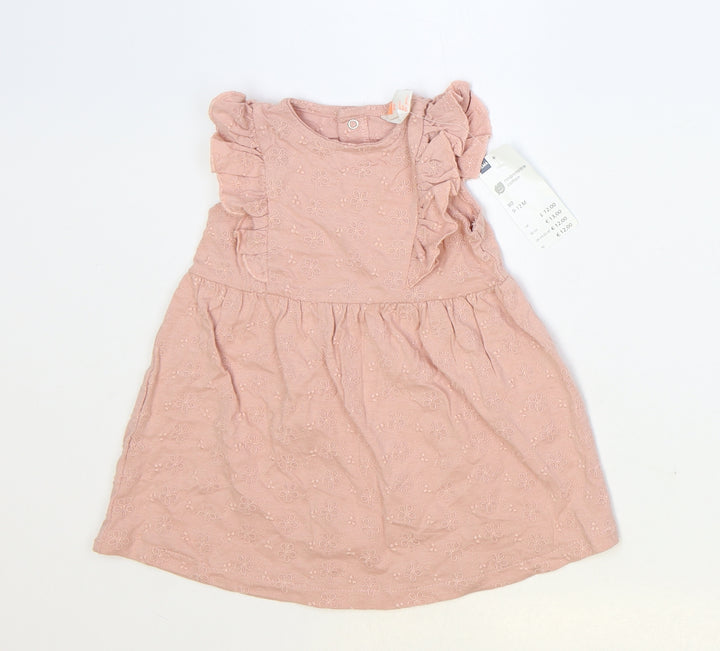 HEMA Girls Pink Floral Cotton Shift Size 9-12 Months Round Neck Snap