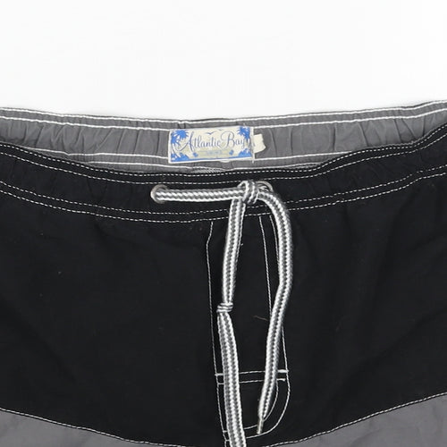 Atlantic Bay Mens Black Polyester Sweat Shorts Size M Regular Drawstring - Swim Shorts