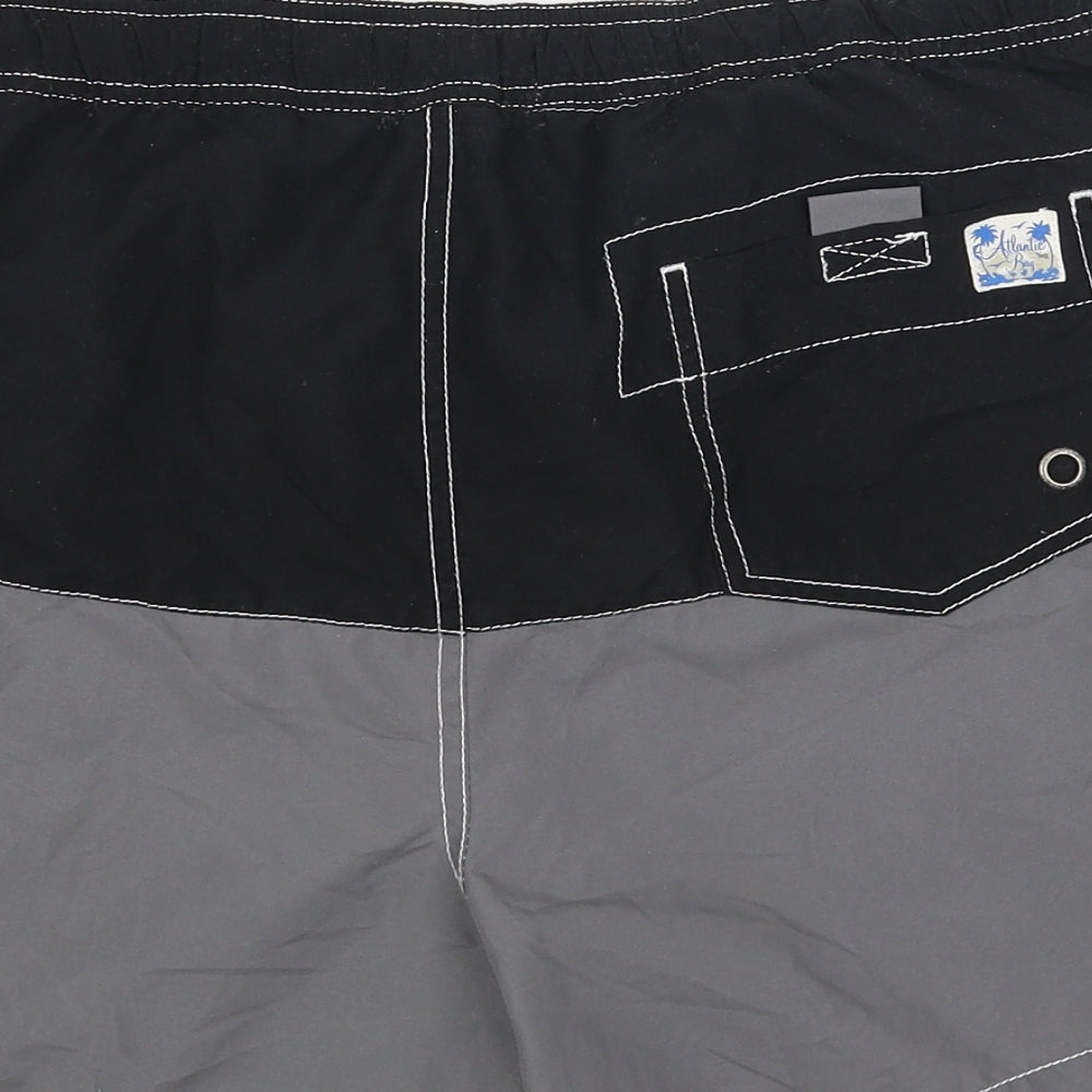 Atlantic Bay Mens Black Polyester Sweat Shorts Size M Regular Drawstring - Swim Shorts