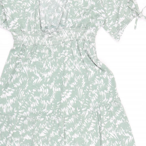 QED London Womens Green Geometric Polyester Fit & Flare Size 16 Boat Neck Tie - Sleeve Tie Detail