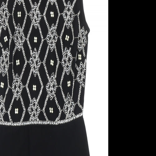 TFNC Womens Black Geometric Polyester A-Line Size M Round Neck Zip