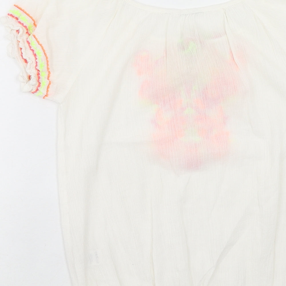 Preworn Womens White Geometric Cotton Basic T-Shirt Size 8 Round Neck