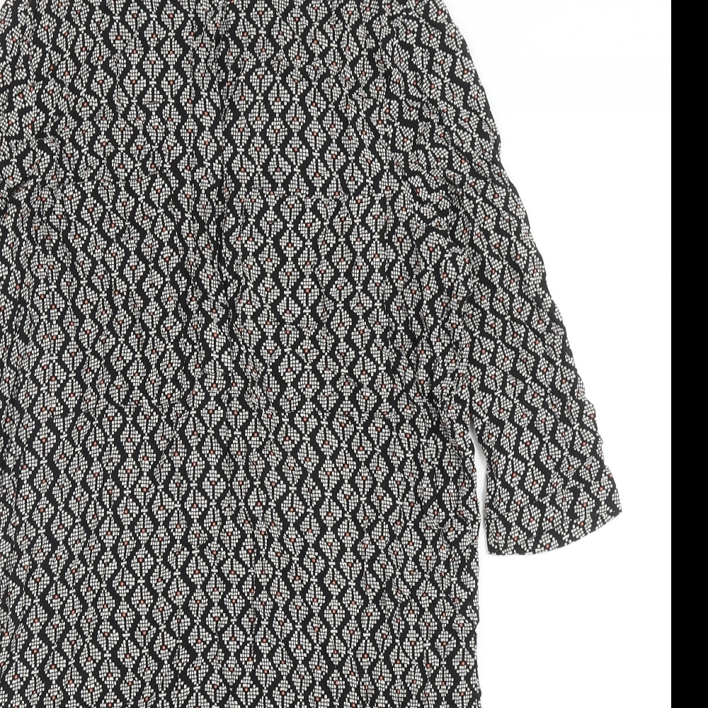 H&M Womens Black Geometric Viscose Kaftan Size 10 Round Neck Button
