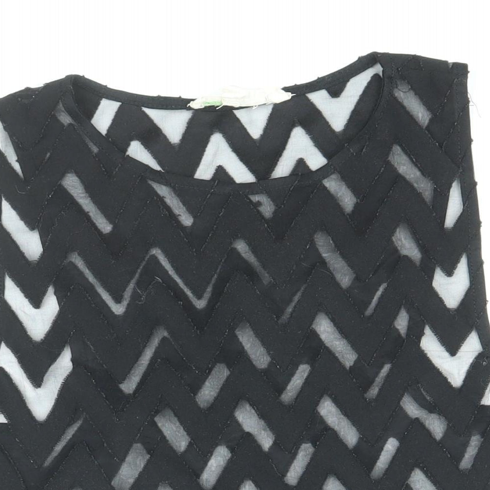 Preworn Womens Black Geometric Viscose Cropped Tank Size M Round Neck