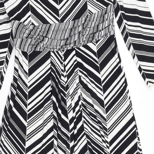 CC Womens Black Geometric Polyester A-Line Size S V-Neck Zip