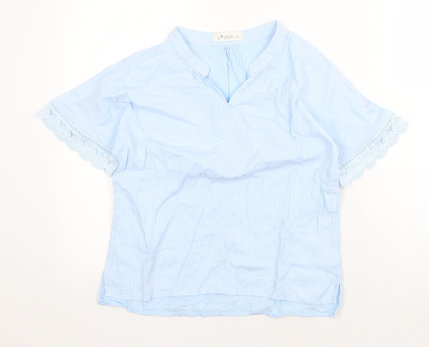 Preworn Womens Blue Cotton Basic T-Shirt Size L V-Neck - Crochet Trim