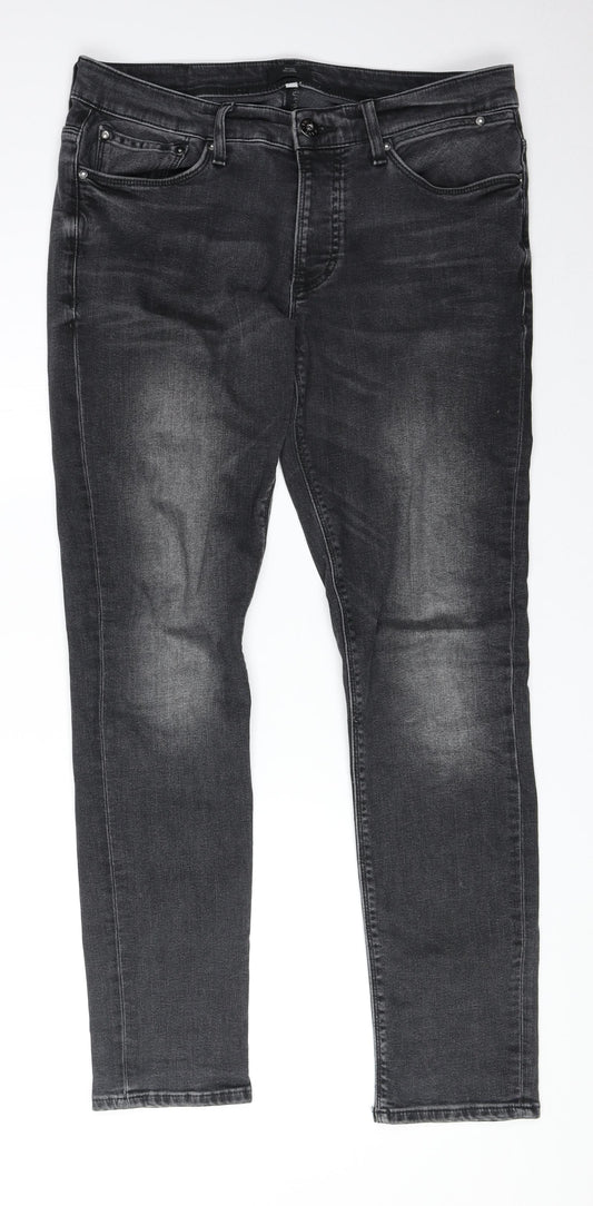 Front view of River Island women’s grey cotton skinny jeans, size UK 23, in regular zip