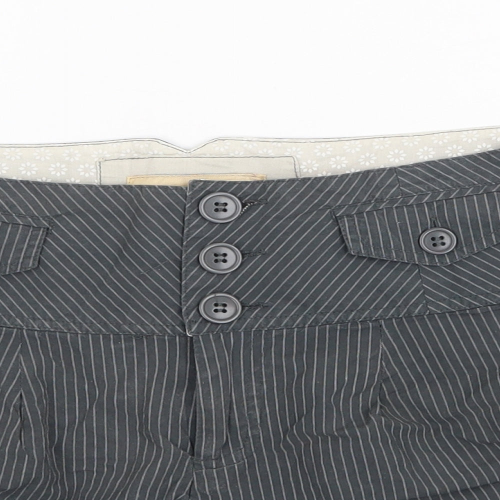 Flying Tomato Womens Grey Striped Cotton Chino Shorts Size L Regular Zip