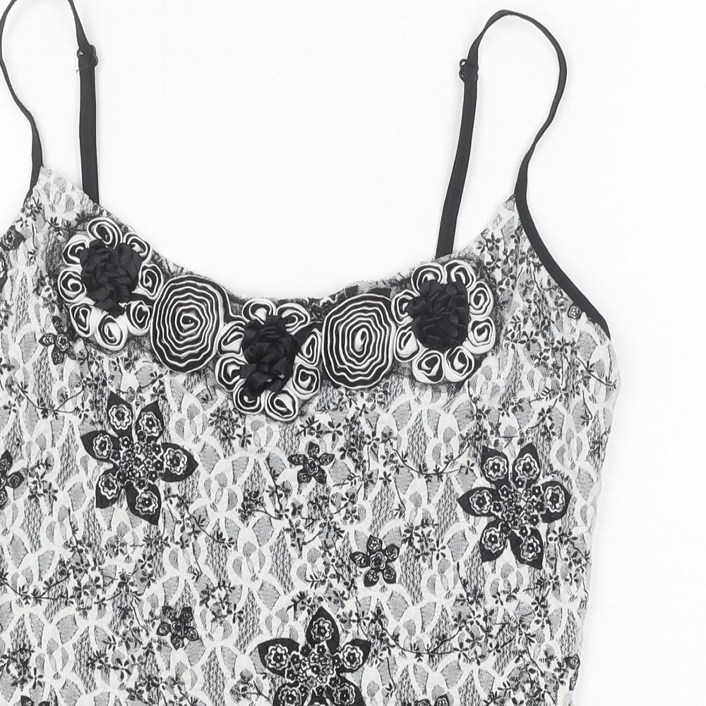 Marks and Spencer Womens White Geometric Polyamide Basic Tank Size 14 Round Neck - Flower Detail