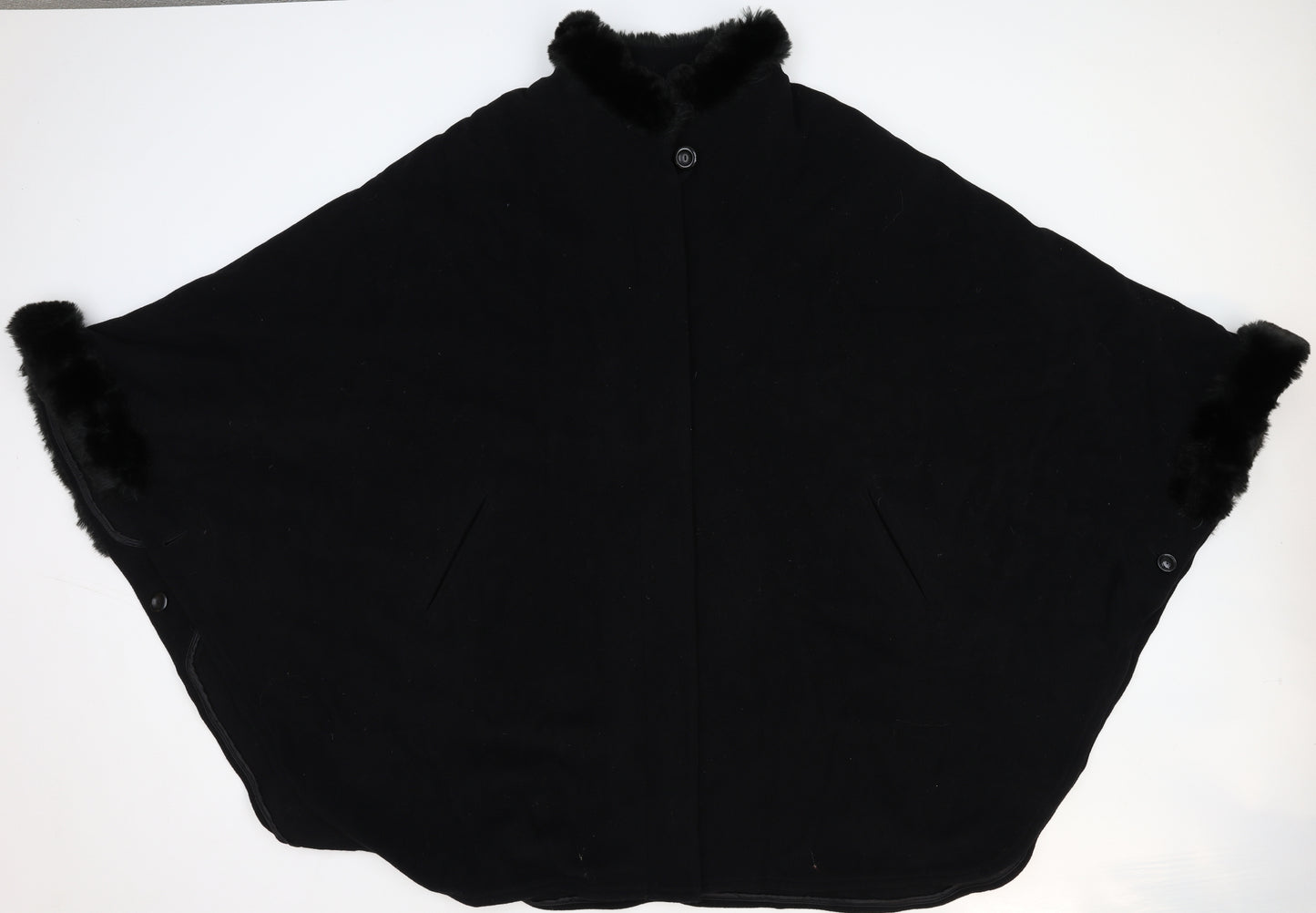 Gray Osbourn Womens Black Jacket Poncho One Size Button