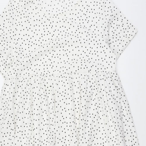 SheIn Womens White Polka Dot Polyester Trapeze & Swing Size L Round Neck Pullover