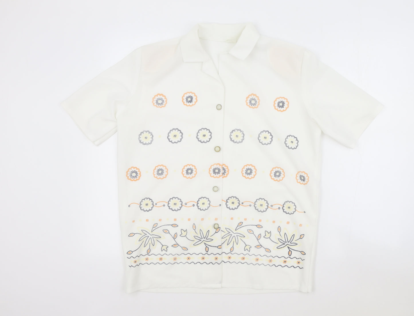 Preworn Womens White Geometric Polyester Basic Button-Up Size 12 Collared