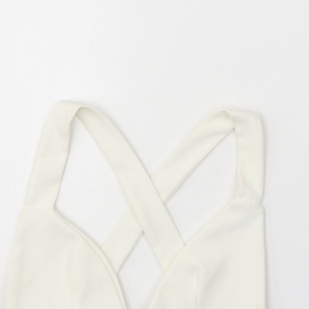 PRETTYLITTLETHING Womens White Polyester Cropped Tank Size 4 V-Neck