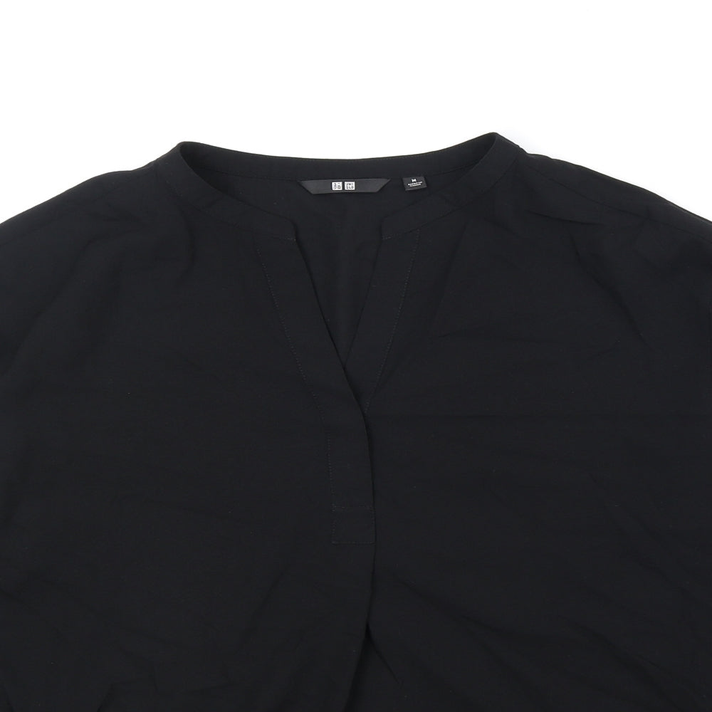 Uniqlo Womens Black Polyester Basic Blouse Size M V-Neck
