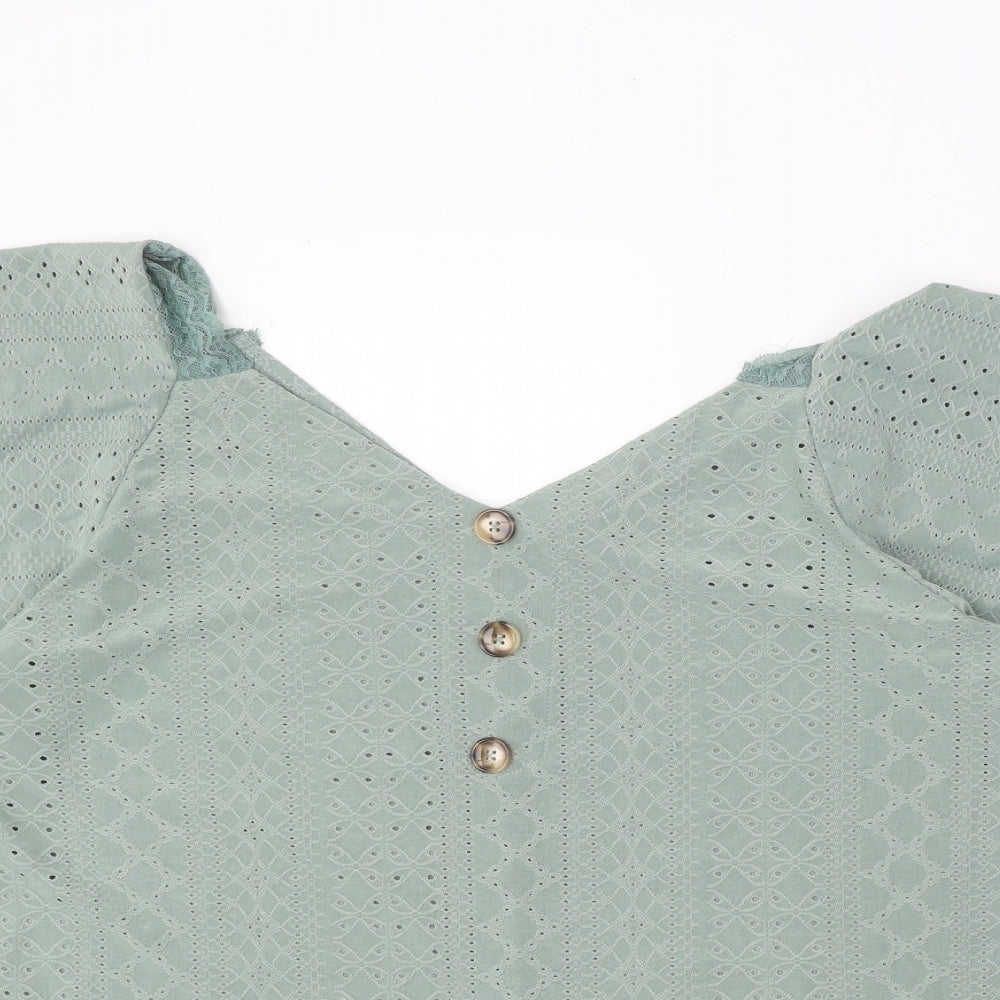 SheIn Womens Green Geometric Polyester Basic T-Shirt Size 2XL V-Neck - Lace Sleeve Detail