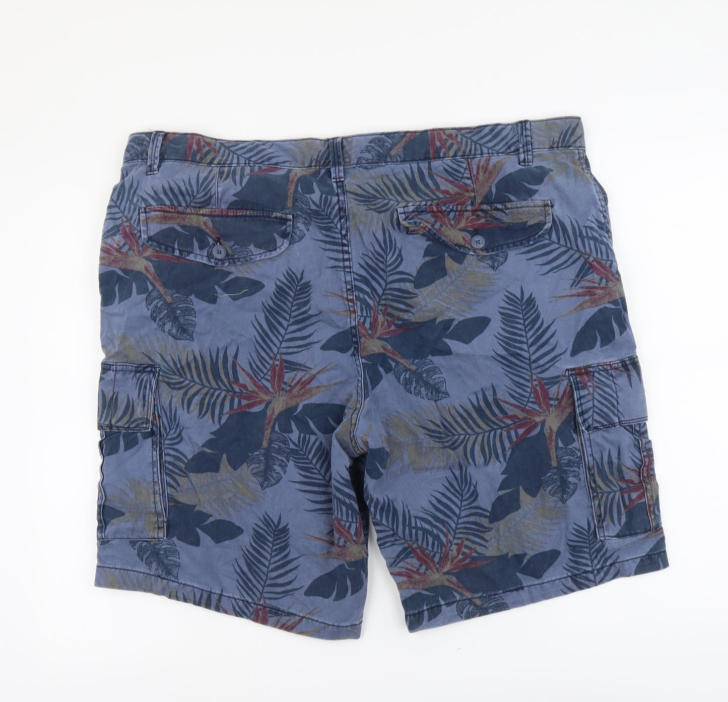 TU Mens Blue Floral Cotton Cargo Shorts Size 42 in L10 in Regular Button