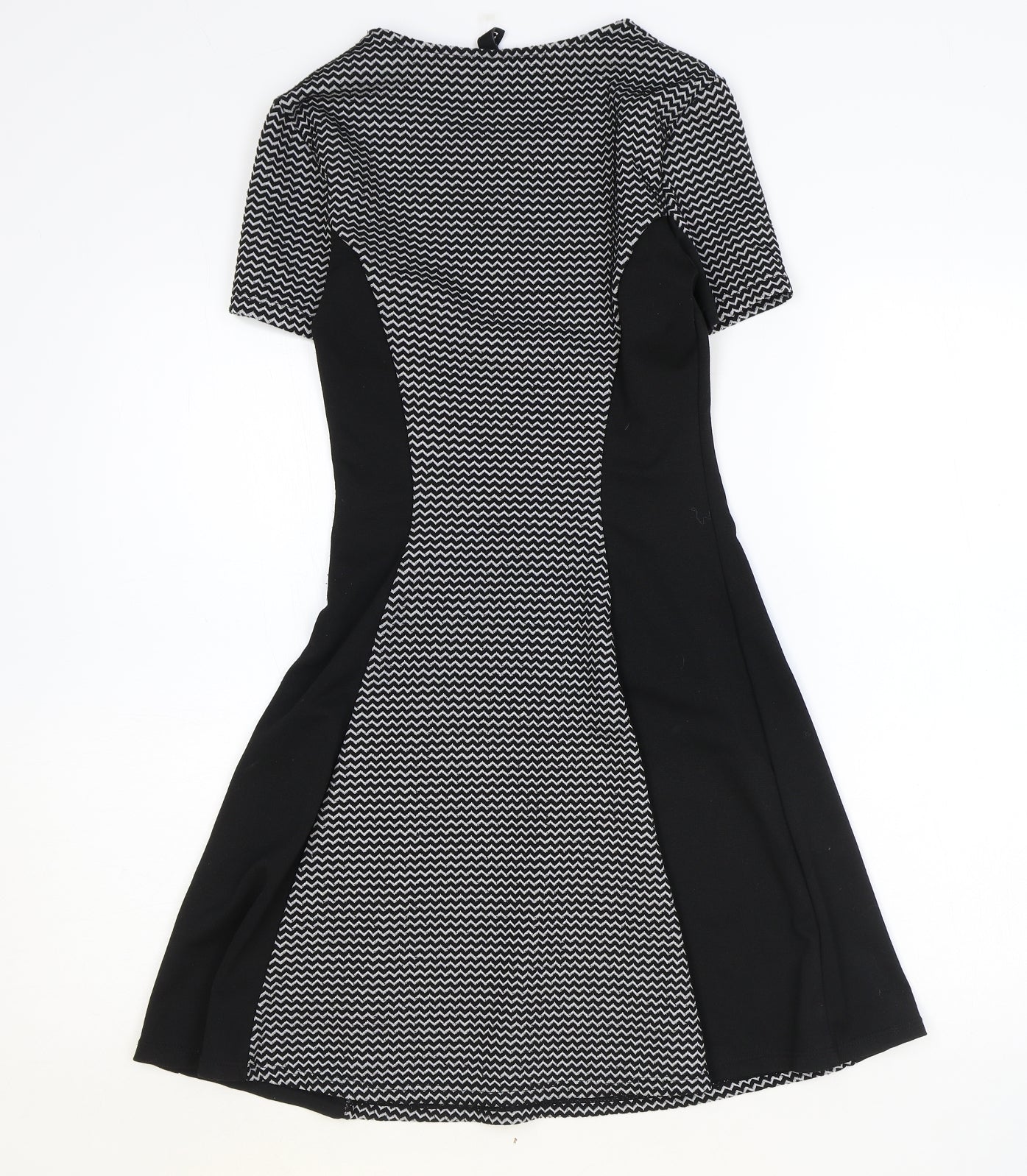 Divided by H&M Womens Black Geometric Polyester A-Line Size 8 Scoop Neck Pullover