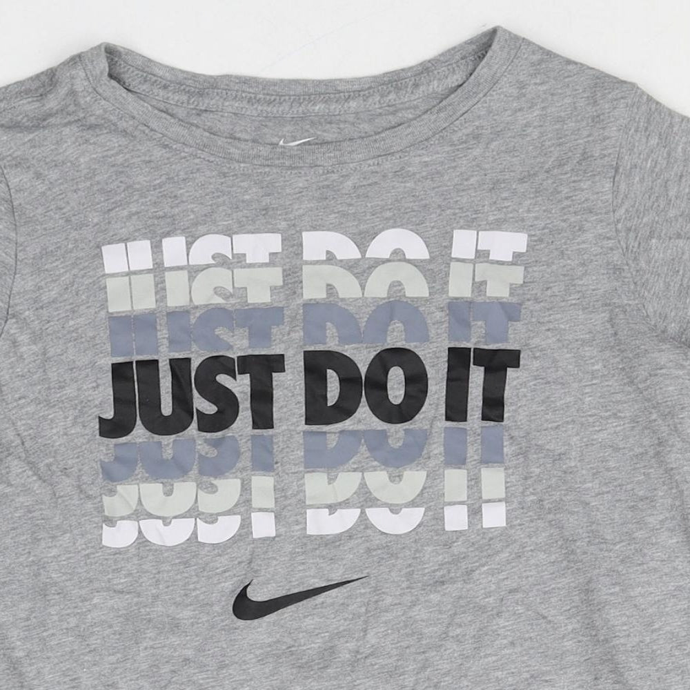 Nike Boys Green 100% Cotton Basic T-Shirt Size M Round Neck Pullover