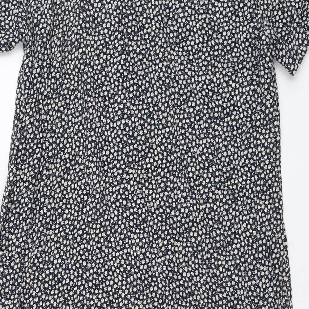 H&M Womens Black Geometric Viscose A-Line Size 10 V-Neck Pullover