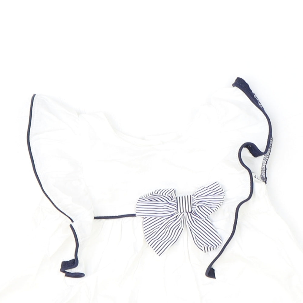 Preworn Baby Ivory 100% Cotton Basic Blouse Size Newborn Round Neck Button