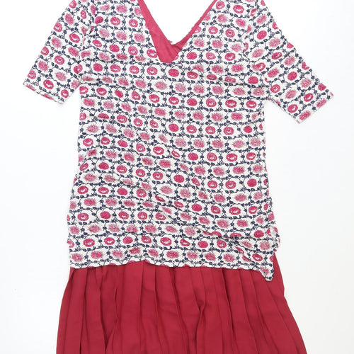 NEXT Womens Red Geometric Polyester A-Line Size 8 V-Neck Pullover - Pleated
