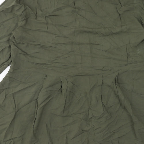 H&M Womens Green Viscose Fit & Flare Size 8 V-Neck Pullover