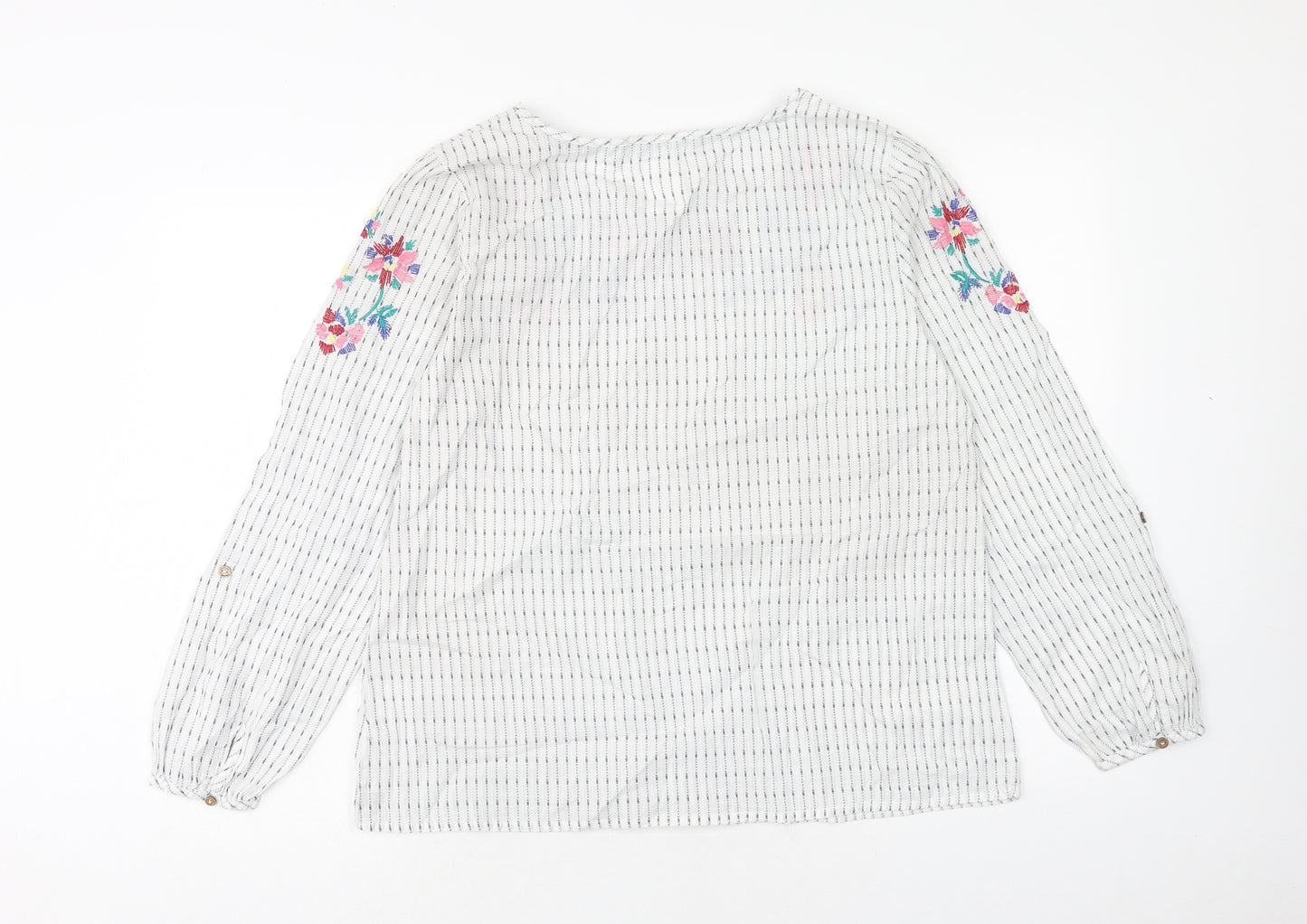 MANTARAY PRODUCTS Womens White Geometric Cotton Basic Blouse Size 16 Round Neck - Flower Detail