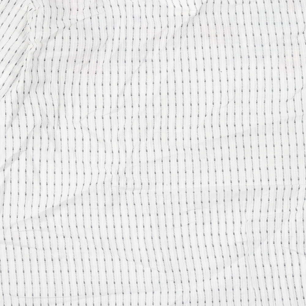 MANTARAY PRODUCTS Womens White Geometric Cotton Basic Blouse Size 16 Round Neck - Flower Detail