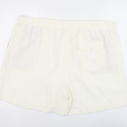Marks and Spencer Womens Ivory Polyester Bermuda Shorts Size 24 L6 in Regular Pull On