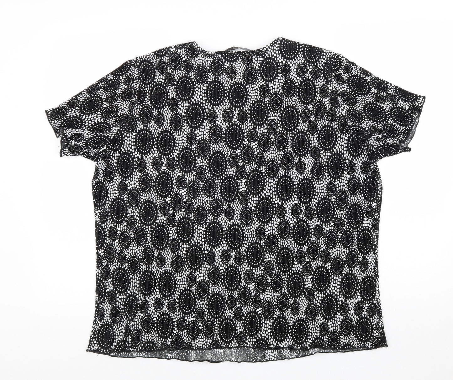 BM Womens Black Geometric Polyester Basic T-Shirt Size L Scoop Neck
