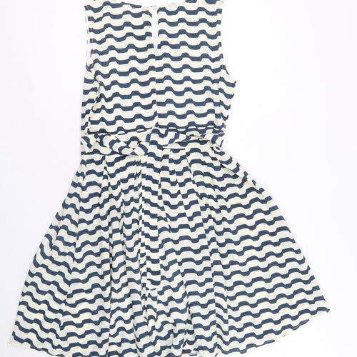 Aansari Womens Blue Geometric Polyester Fit & Flare Size L Round Neck Button