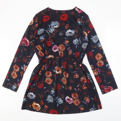 Boohoo Womens Black Floral Polyester A-Line Size 8 V-Neck Pullover