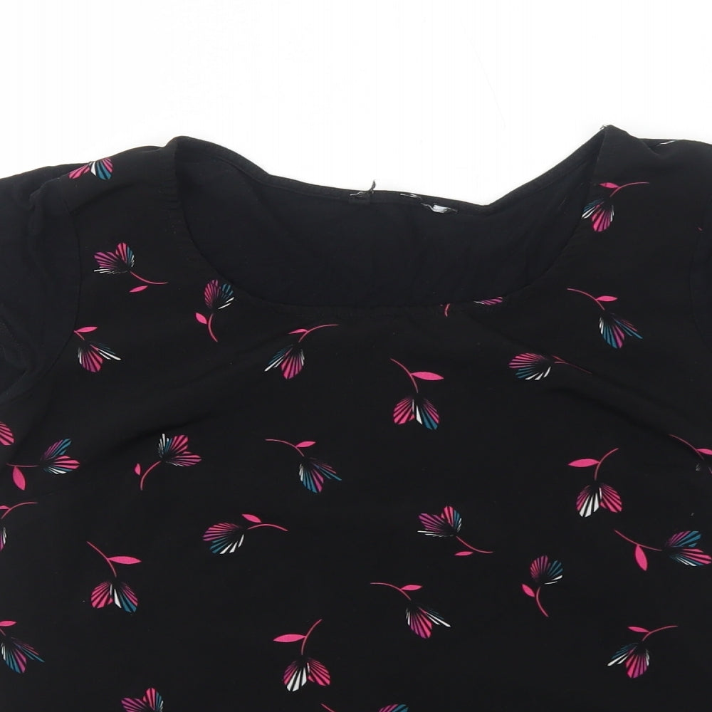 Preworn Womens Black Geometric Polyester Basic T-Shirt Size S Scoop Neck